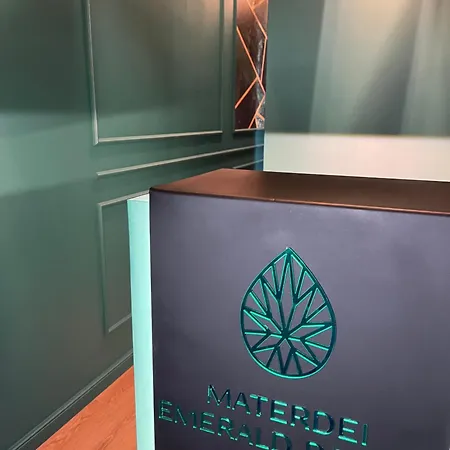 Materdei Emerald 나폴리