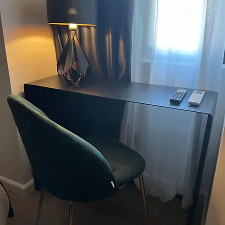 Gasthuis Materdei Emerald