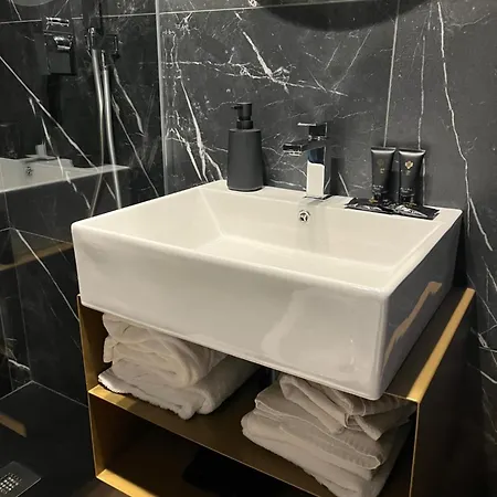 Gasthuis Materdei Emerald Napels